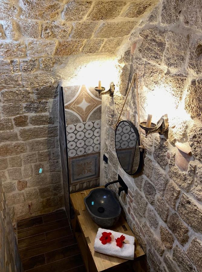 Stone Cave Suite Rhodes City Екстериор снимка