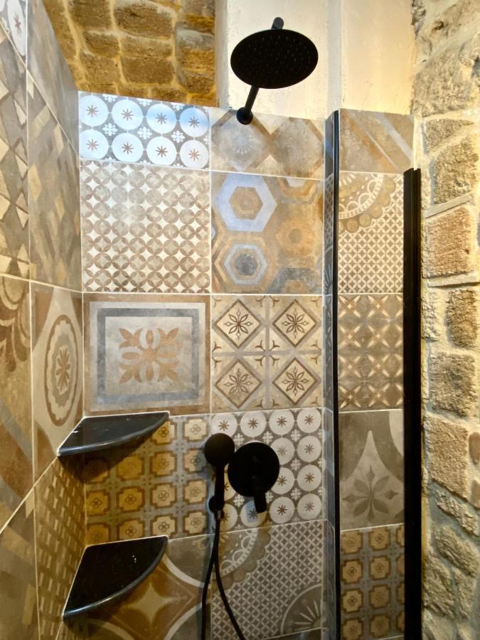 Stone Cave Suite Rhodes City Екстериор снимка