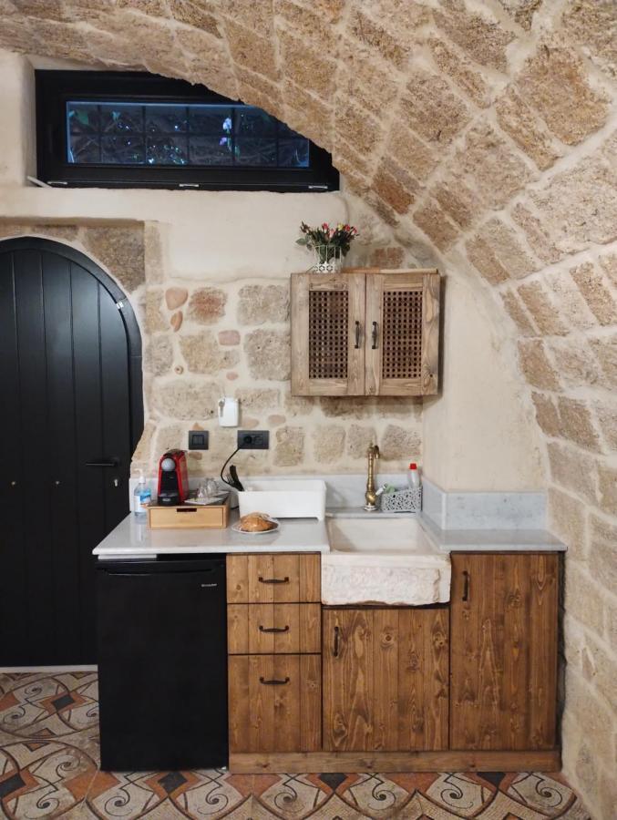 Stone Cave Suite Rhodes City Екстериор снимка