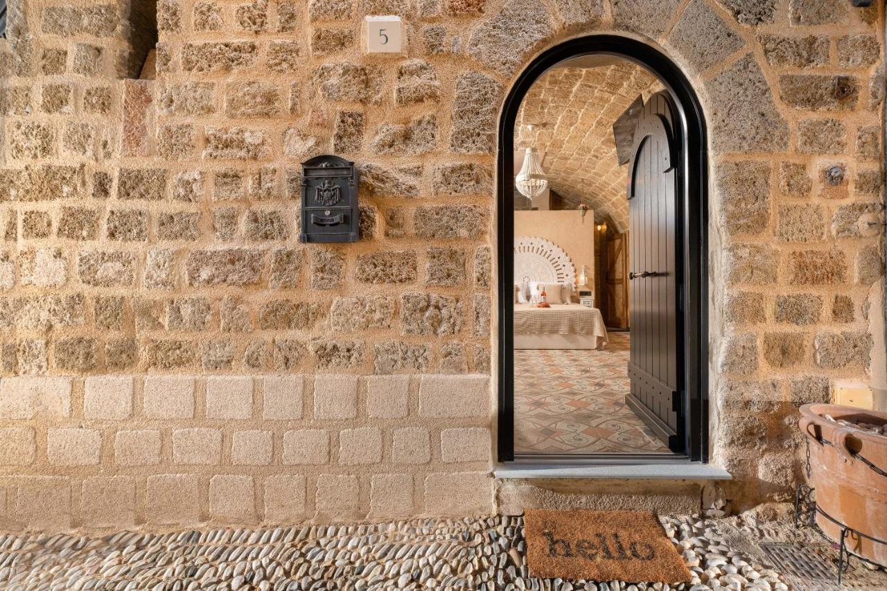 Stone Cave Suite Rhodes City Екстериор снимка