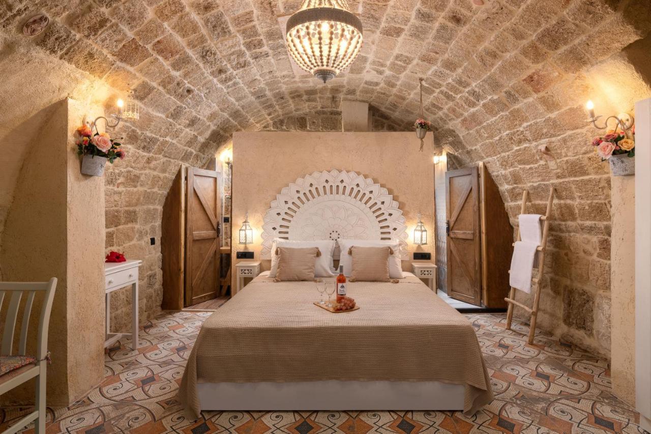 Stone Cave Suite Rhodes City Екстериор снимка