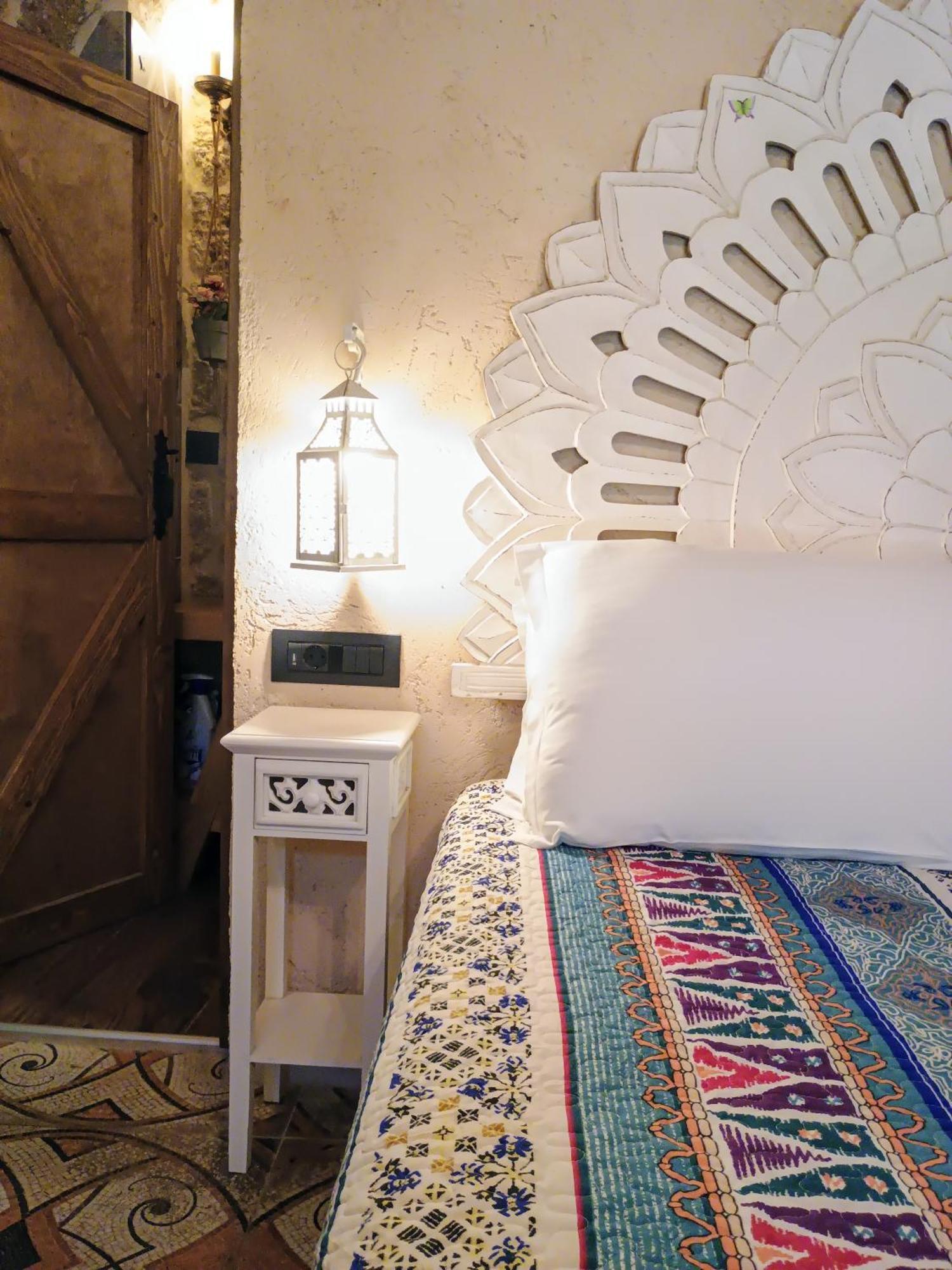 Stone Cave Suite Rhodes City Екстериор снимка